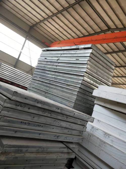 钢骨架轻型板厂家众来钢骨架轻型板销售钢骨架轻型板价格天基板厂家